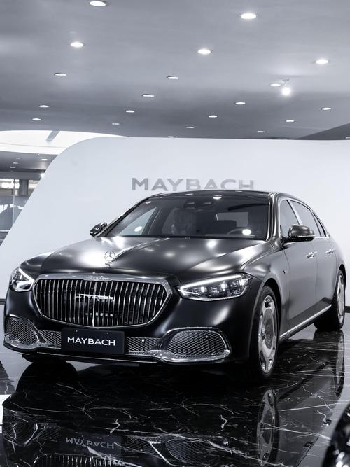 深圳240岚图汽车的售后服务让用户无忧出行，迈巴赫未来的豪华车趋势